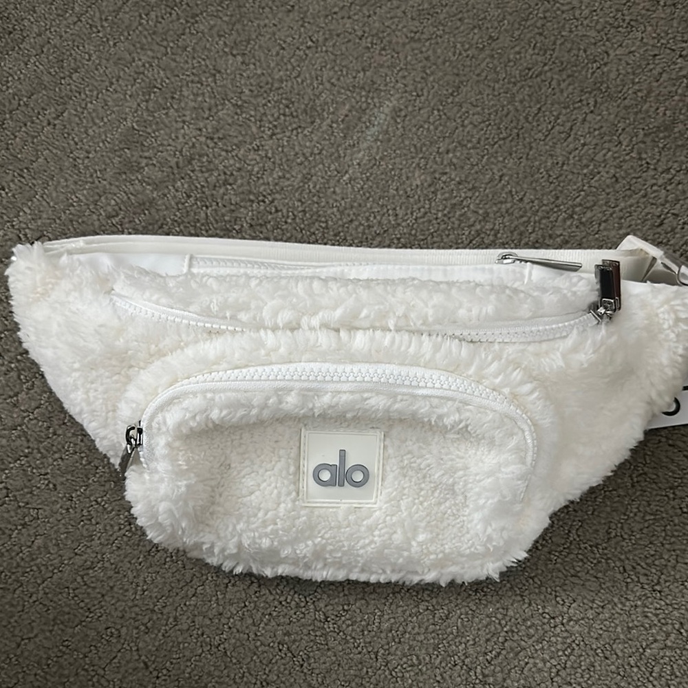 Alo White Fuzzy Fanny Pack